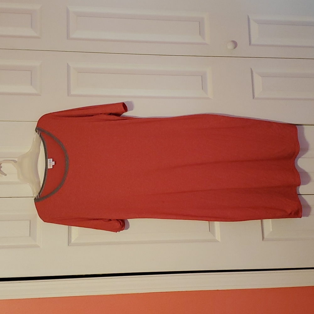 Short sleeve dress